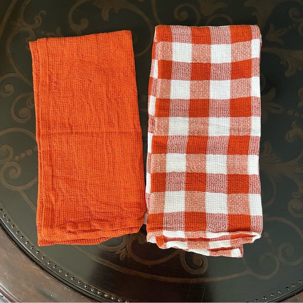 Sur La Table Oven Mitt and Towels Set NWT - Picture 9 of 12